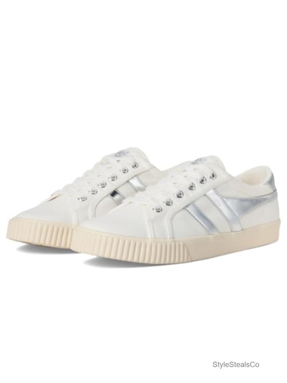Canvas Low Top Sneakers Lace Up Athletic Shoes Round Toe Cushioned